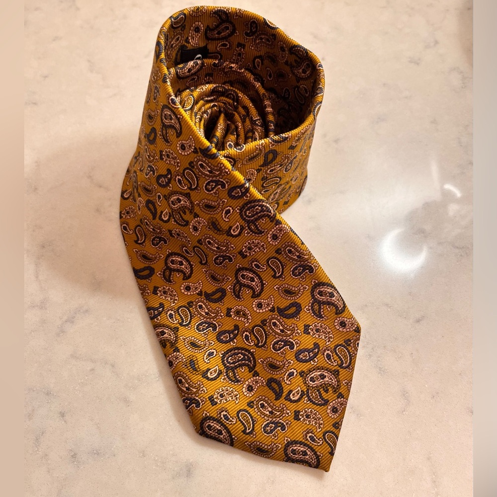 VTG Christian Dior Silk Paisley Tie Mustard Gold Vintage luxury designer - Picture 1 of 8